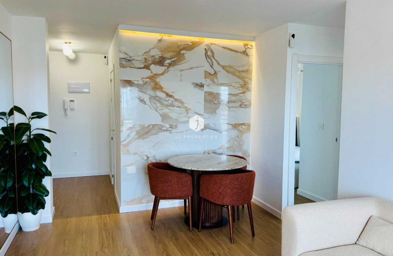 Resale - Penthouse -
Torrevieja - Punta prima