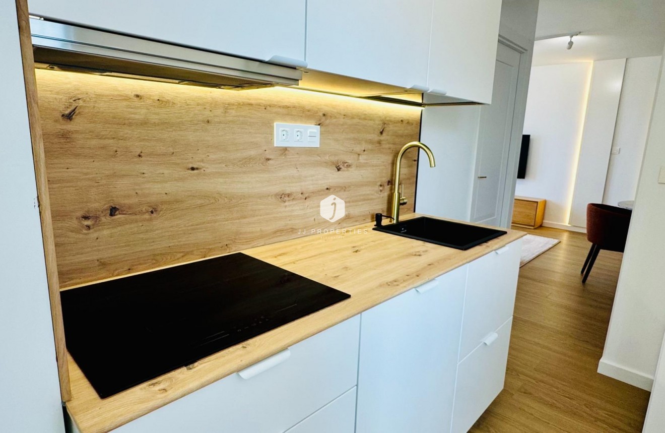 Resale - Penthouse -
Torrevieja - Punta prima