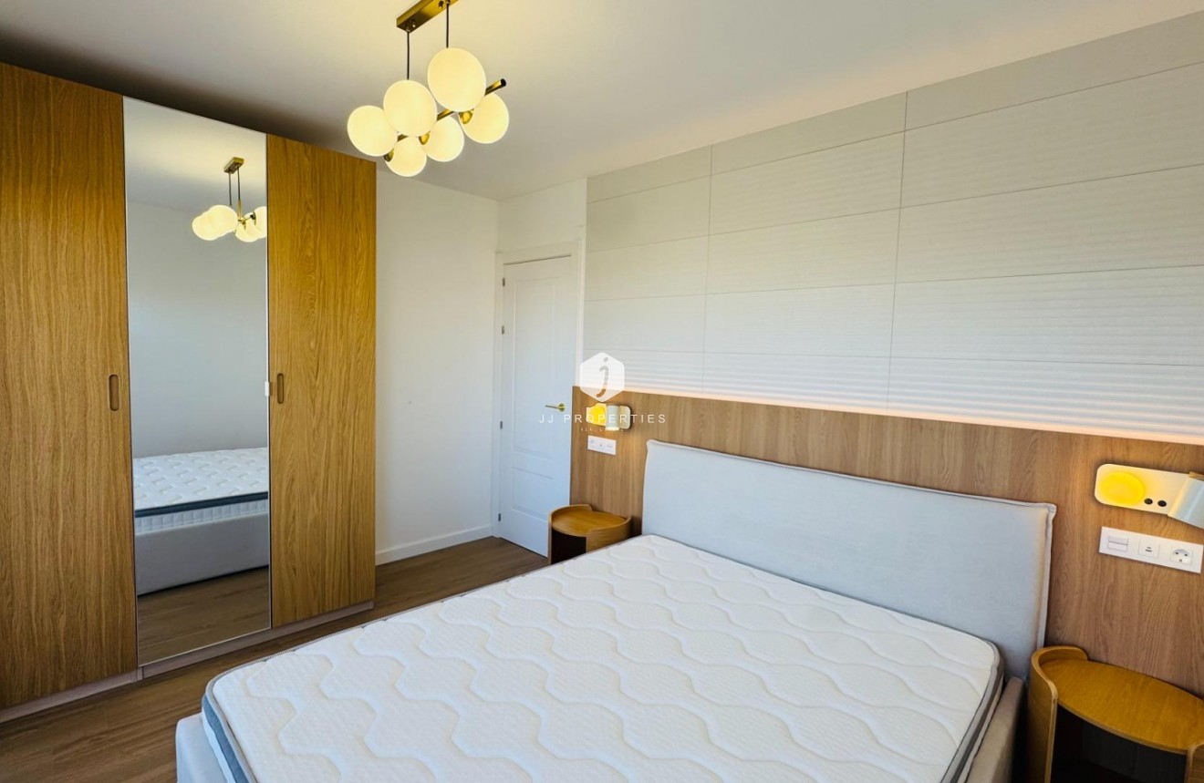 Resale - Penthouse -
Torrevieja - Punta prima
