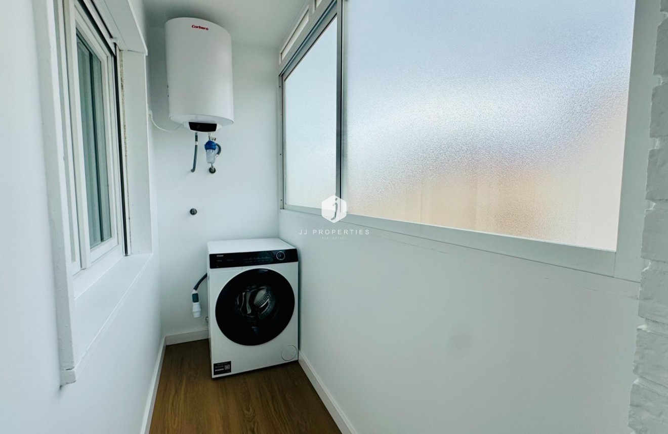 Resale - Penthouse -
Torrevieja - Punta prima