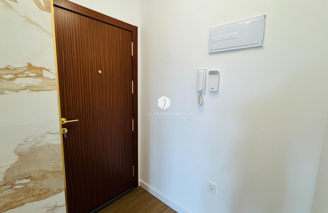 Resale - Penthouse -
Torrevieja - Punta prima