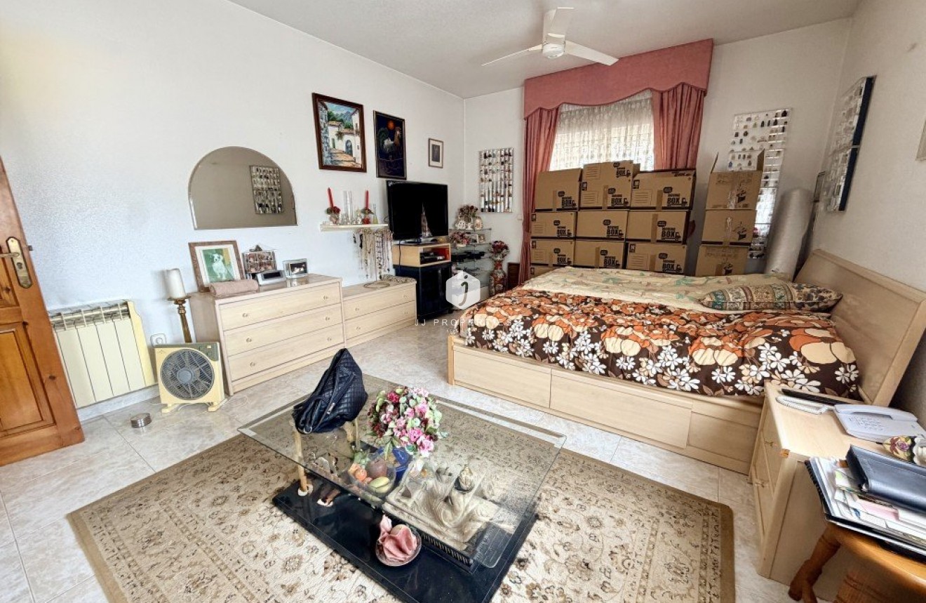 Resale - Villa -
Ciudad Quesada - Costa Blanca