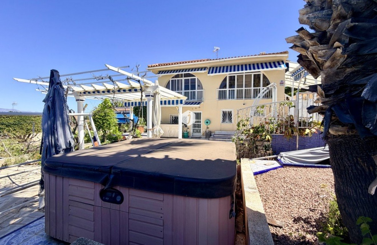 Resale - Villa -
Ciudad Quesada - Costa Blanca