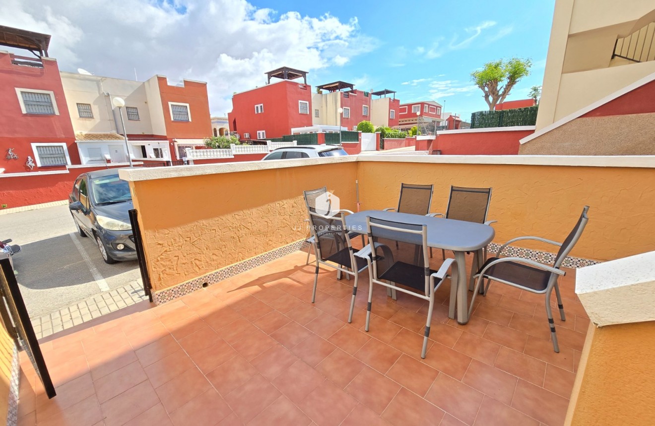 D'occasion - Appartement -
Orihuela Costa - Costa Blanca