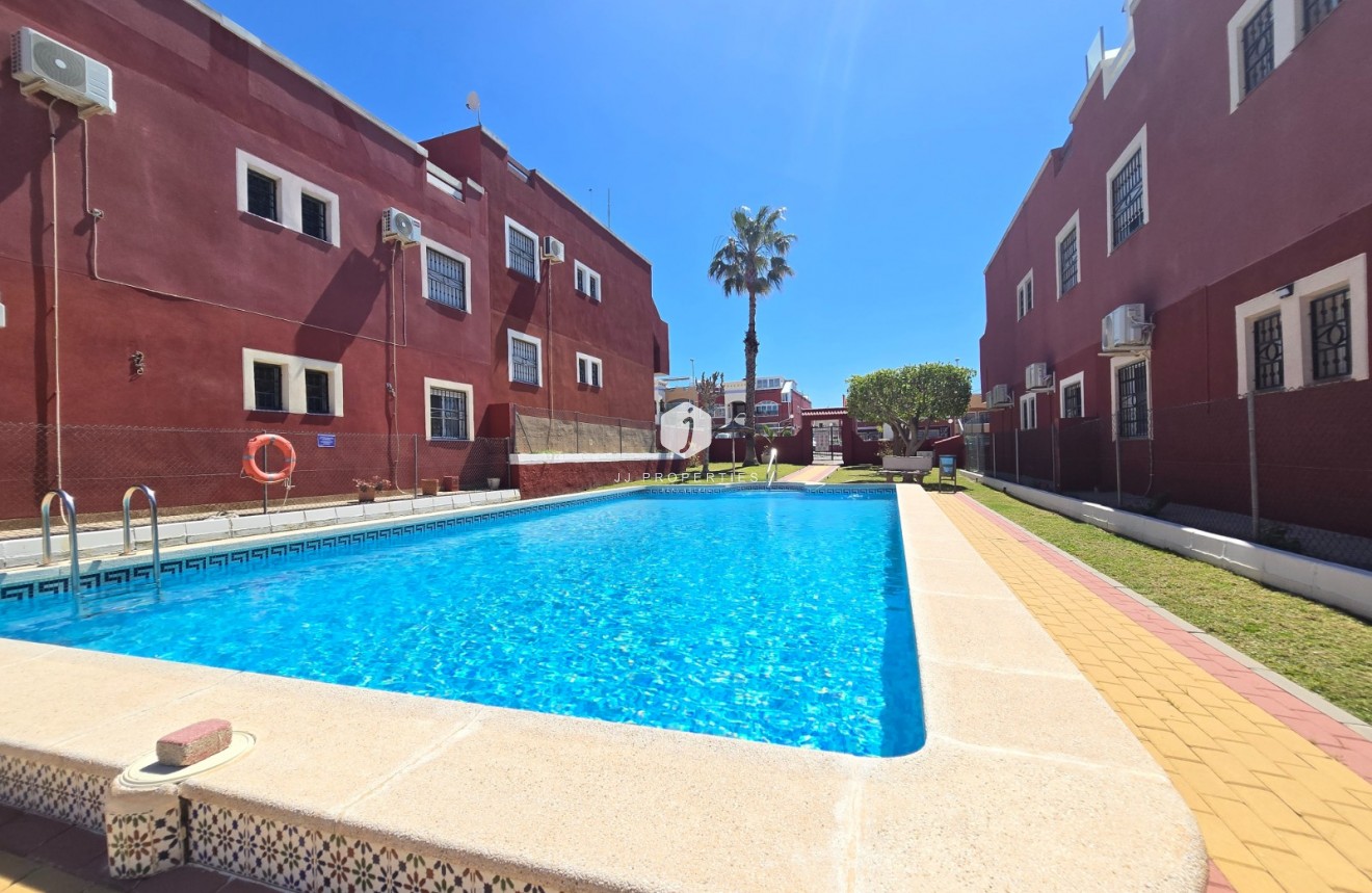 D'occasion - Appartement -
Orihuela Costa - Costa Blanca