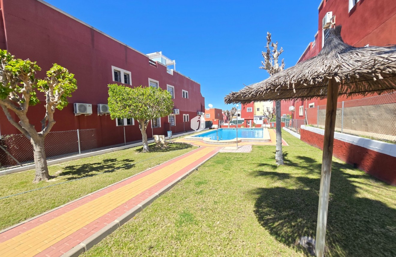 D'occasion - Appartement -
Orihuela Costa - Costa Blanca