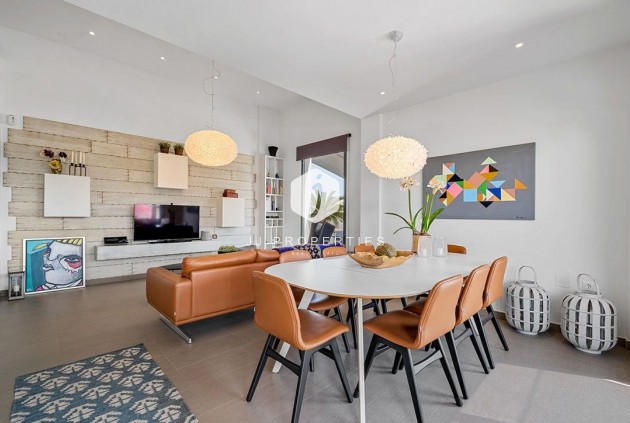 Resale - Villa -
Ciudad Quesada - Costa Blanca
