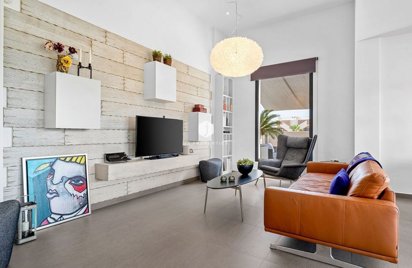 Resale - Villa -
Ciudad Quesada - Costa Blanca