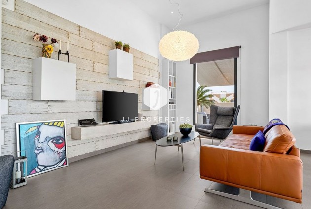 Resale - Villa -
Ciudad Quesada - Costa Blanca
