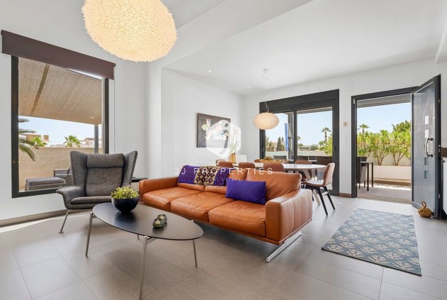 Resale - Villa -
Ciudad Quesada - Costa Blanca