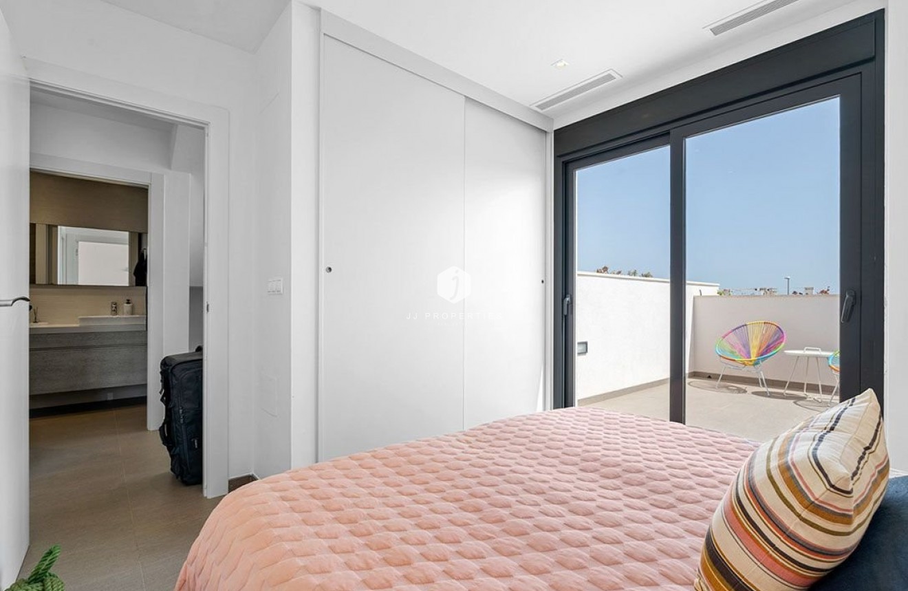 Resale - Villa -
Ciudad Quesada - Costa Blanca