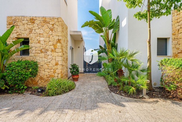 Resale - Villa -
Ciudad Quesada - Costa Blanca