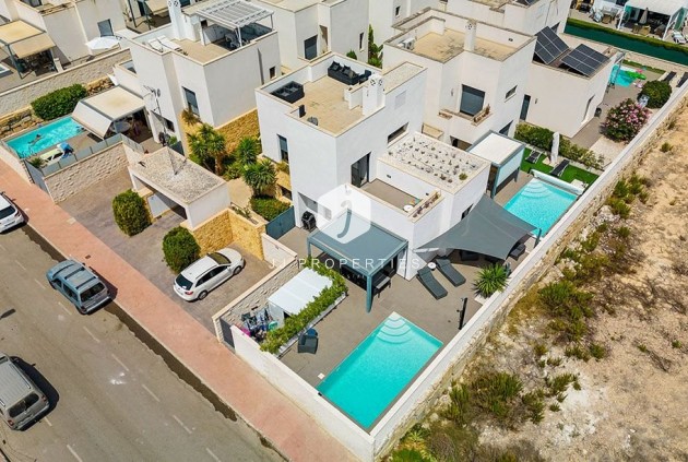Resale - Villa -
Ciudad Quesada - Costa Blanca
