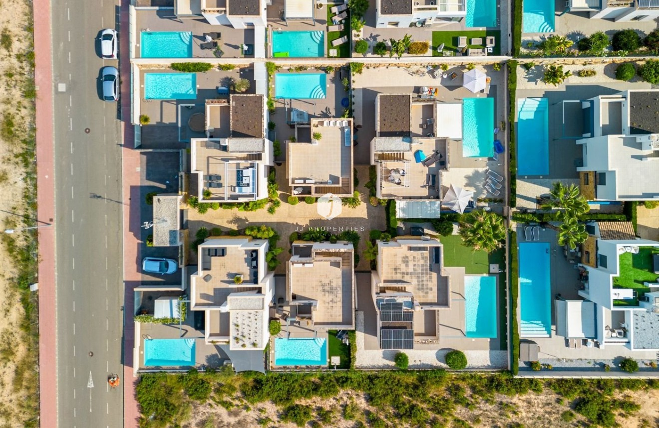 Resale - Villa -
Ciudad Quesada - Costa Blanca