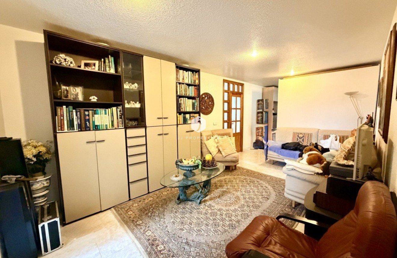 Resale - Villa -
Ciudad Quesada - Costa Blanca