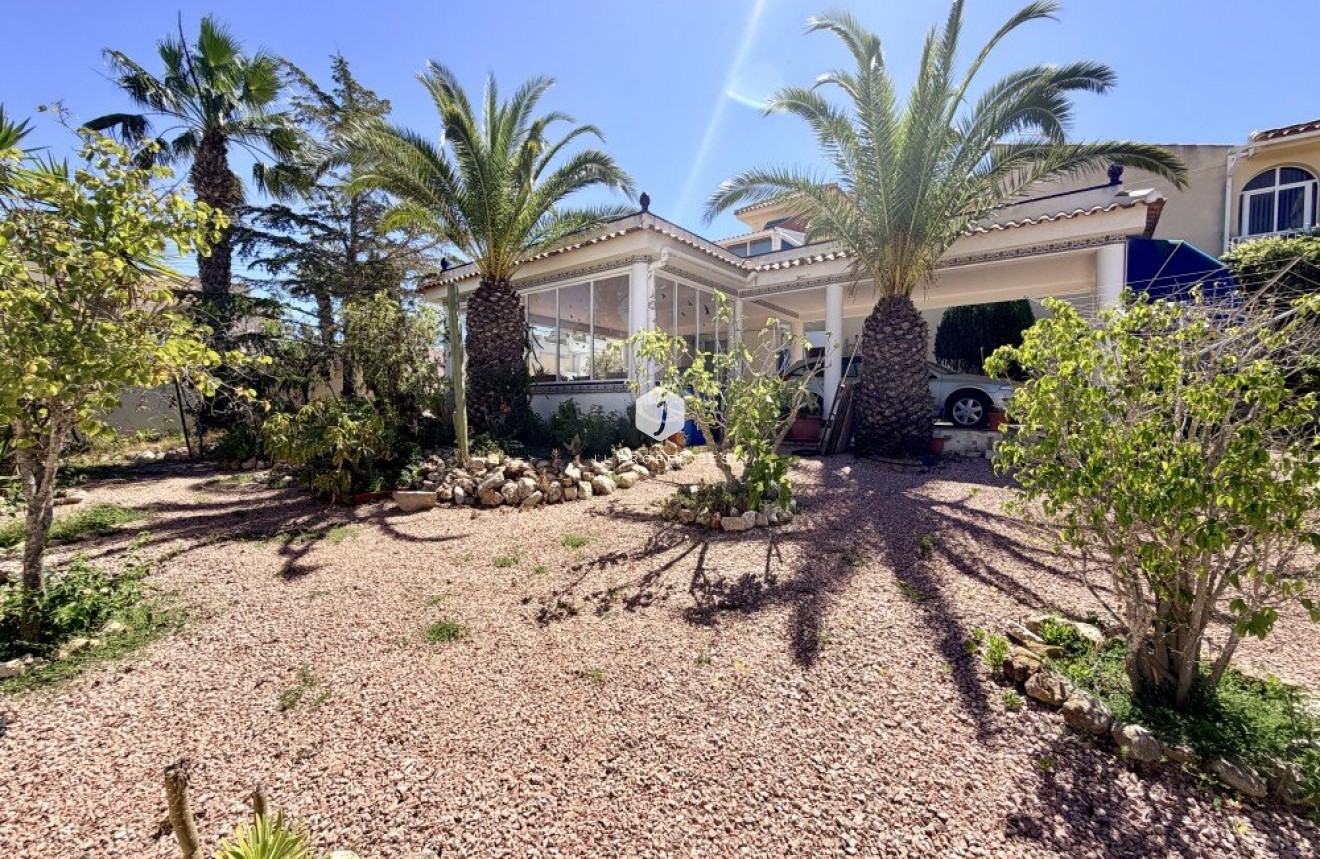 Resale - Villa -
Ciudad Quesada - Costa Blanca