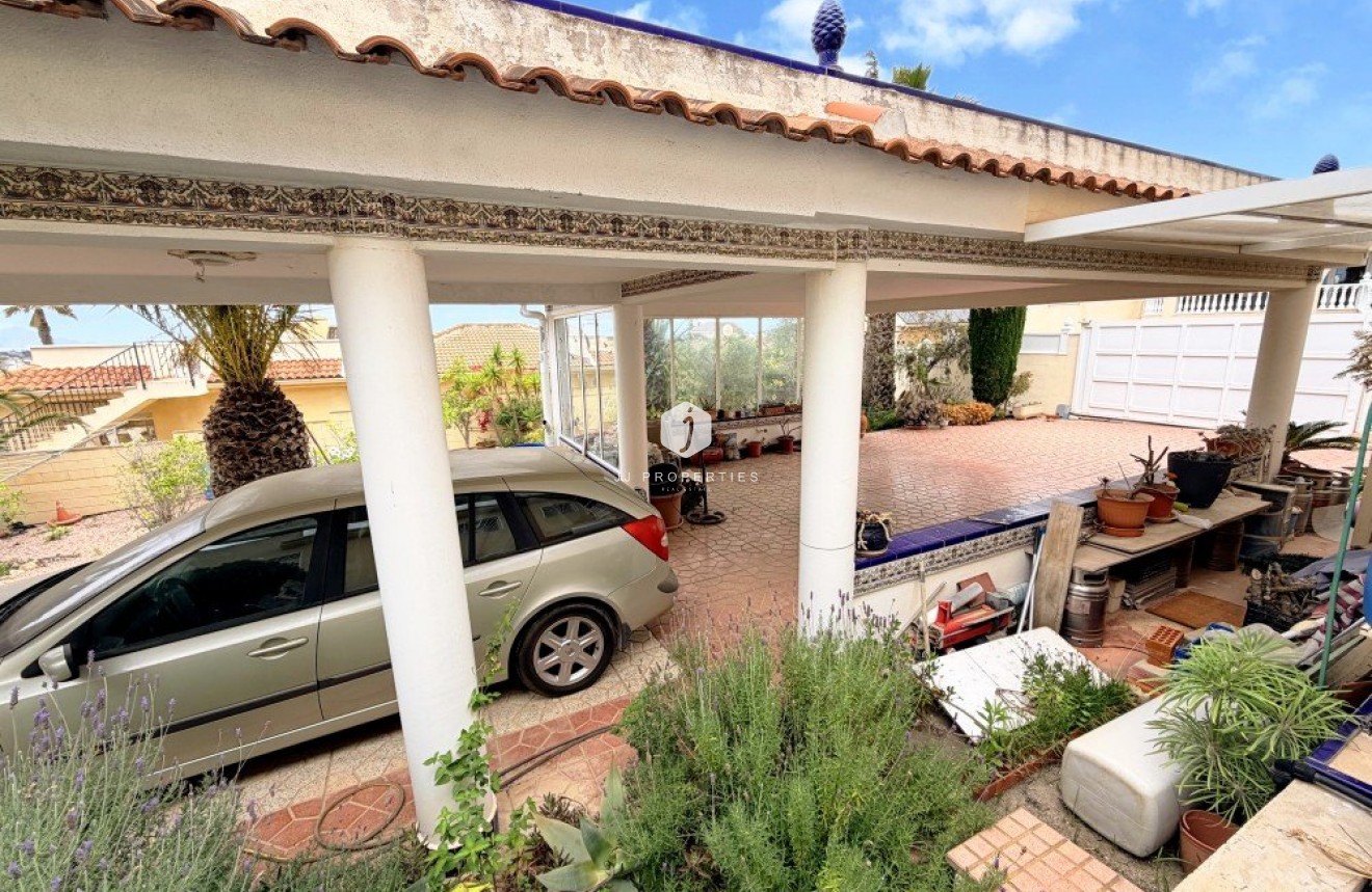 Resale - Villa -
Ciudad Quesada - Costa Blanca
