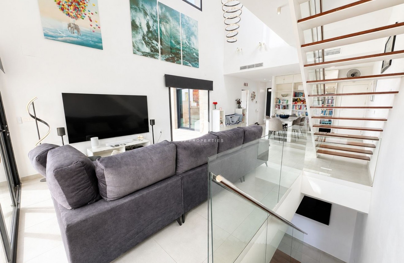 Resale - Villa -
Benijofar - Costa Blanca