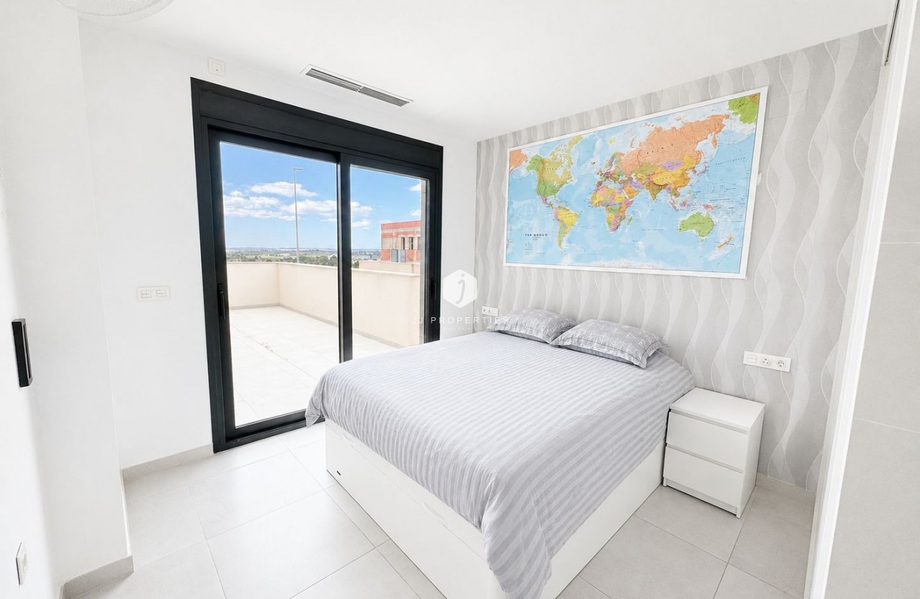 Resale - Villa -
Benijofar - Costa Blanca