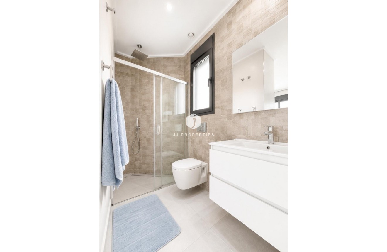 Resale - Villa -
Benijofar - Costa Blanca