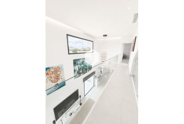 Resale - Villa -
Benijofar - Costa Blanca