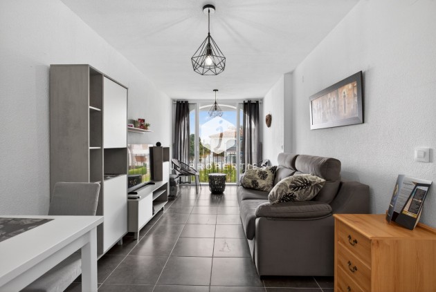 Resale - Bungalow -
Torrevieja - Costa Blanca