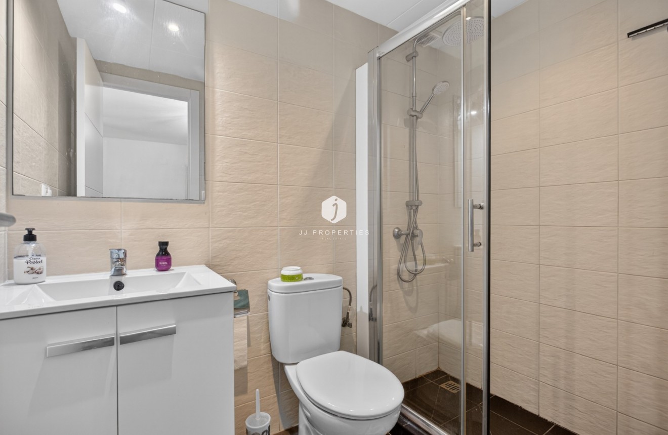 Resale - Bungalow -
Torrevieja - Costa Blanca