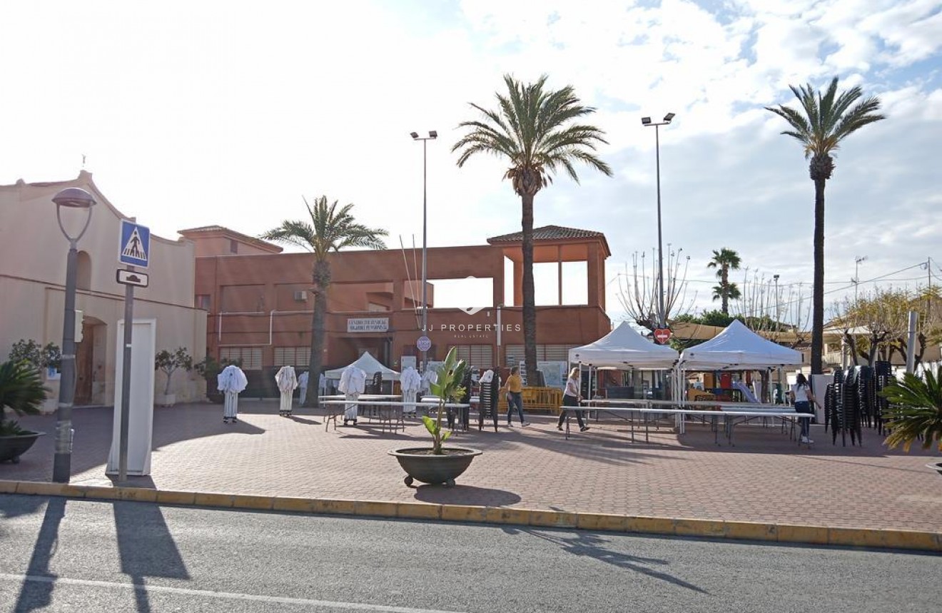 Resale - Chalet -
Los Montesinos - PUEBLO CENTRO