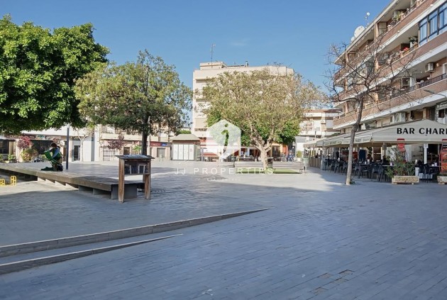 Resale - Chalet -
Los Montesinos - PUEBLO CENTRO