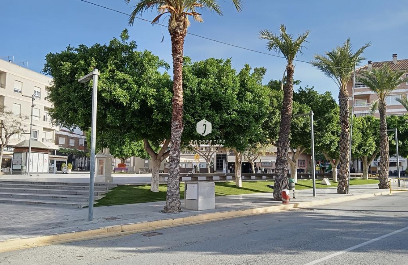 Resale - Chalet -
Los Montesinos - PUEBLO CENTRO