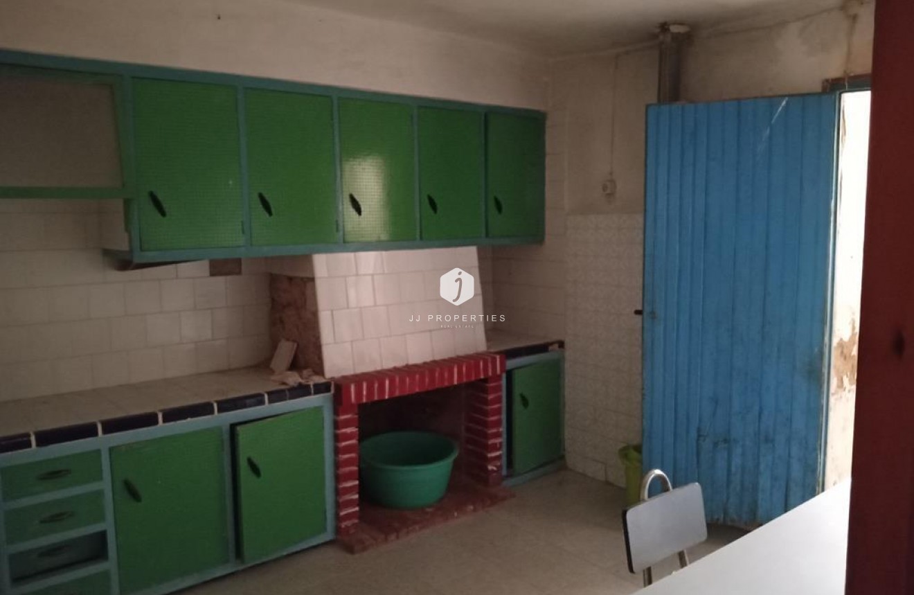 Segunda mano - Chalet -
Los Montesinos