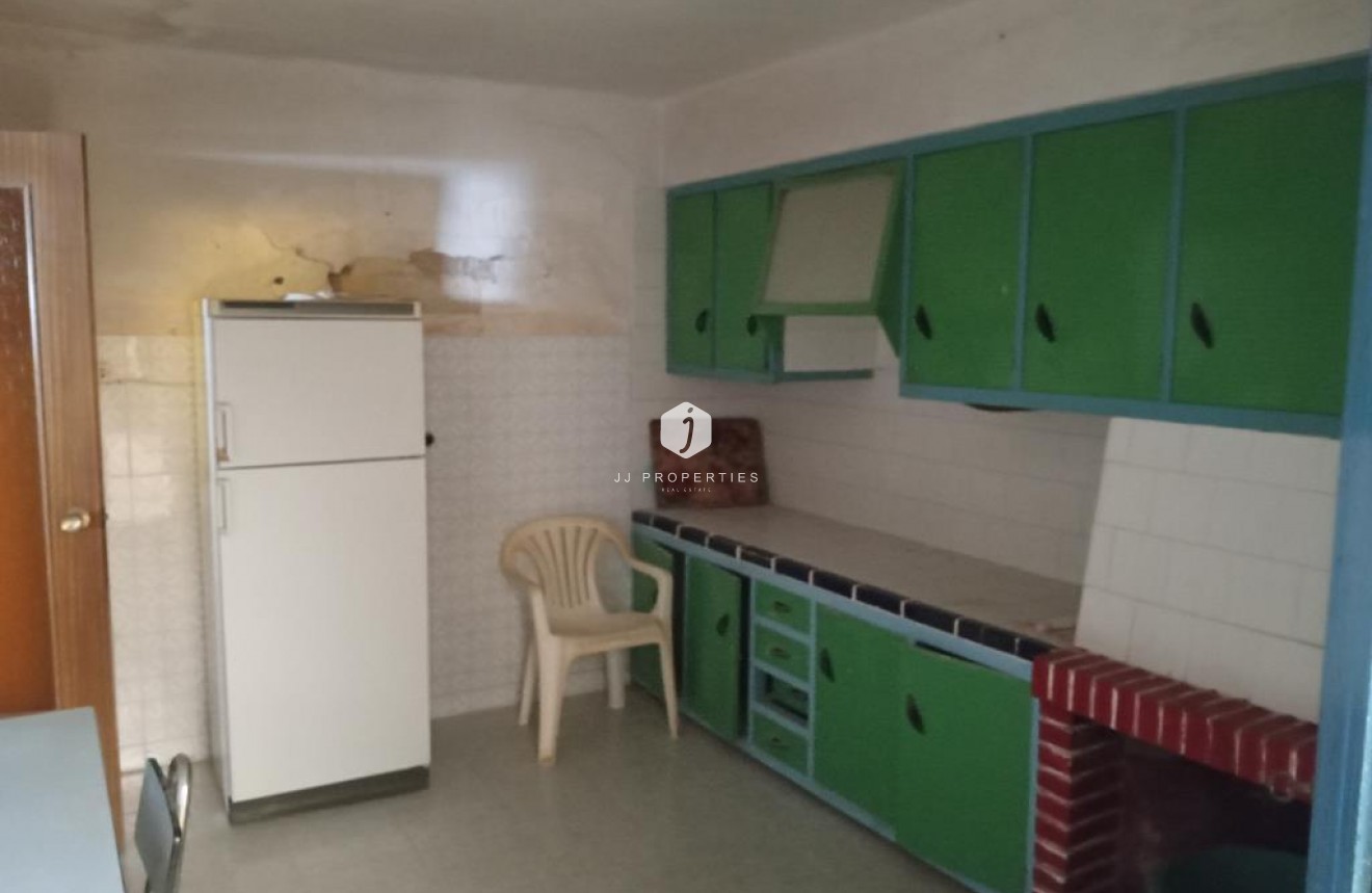 Segunda mano - Chalet -
Los Montesinos