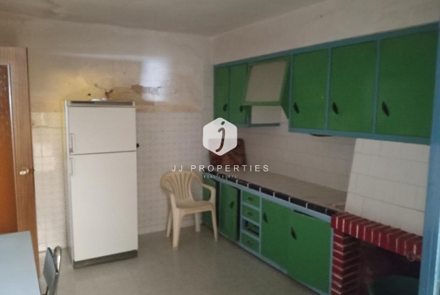 Segunda mano - Chalet -
Los Montesinos
