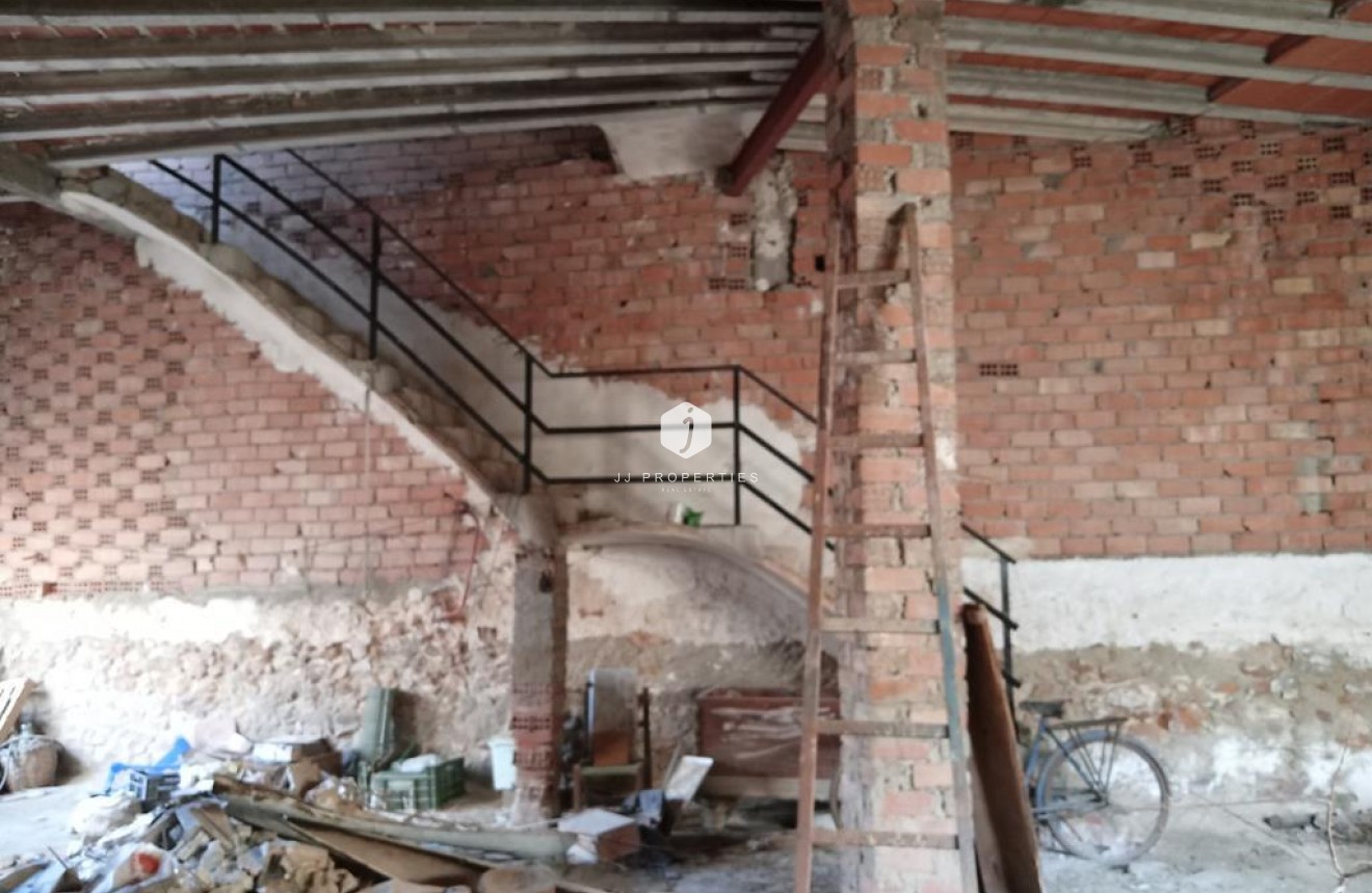 Segunda mano - Chalet -
Los Montesinos