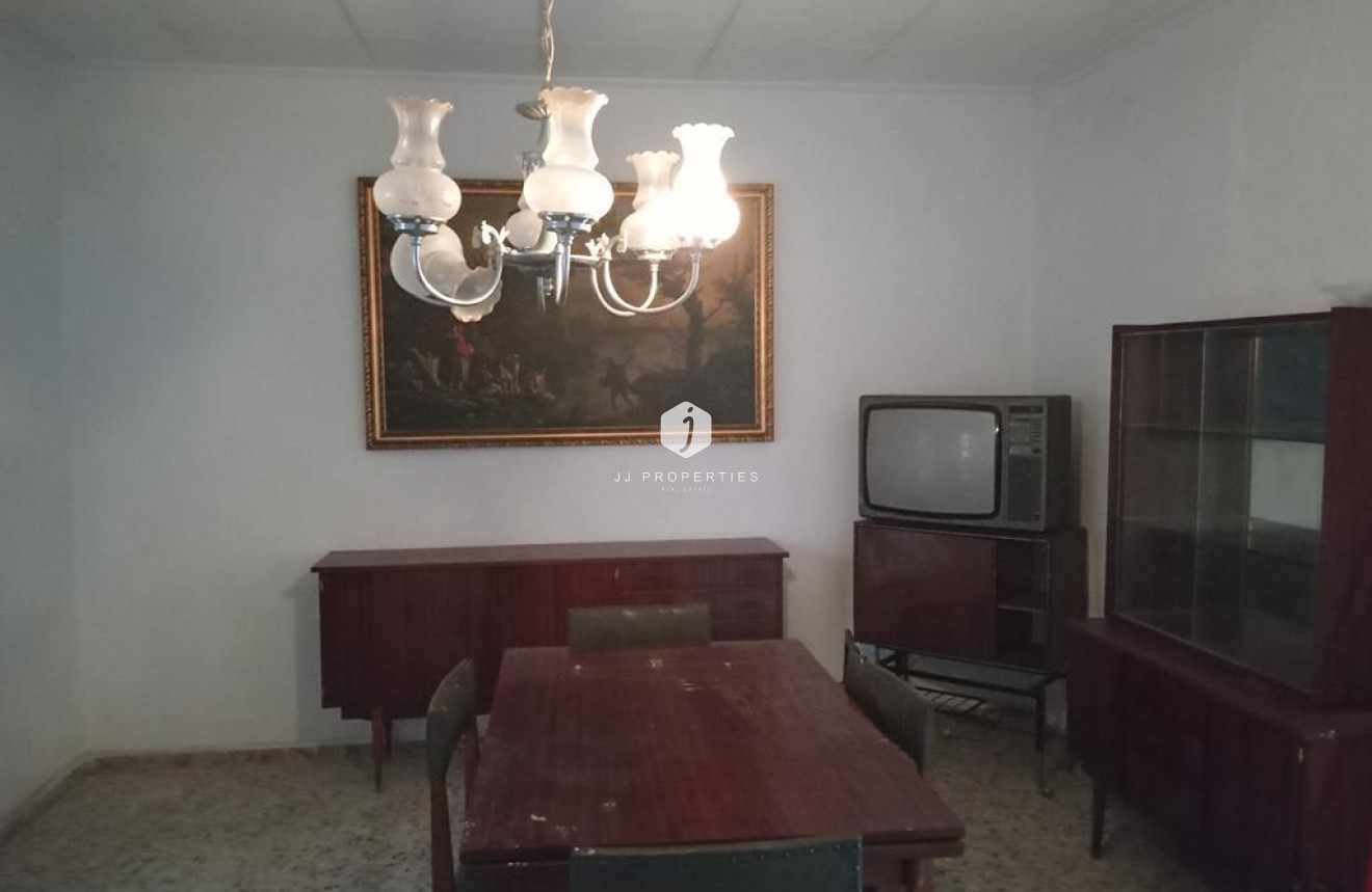 Tweedehands - Chalet -
HurchIllo - PUEBLO CENTRO