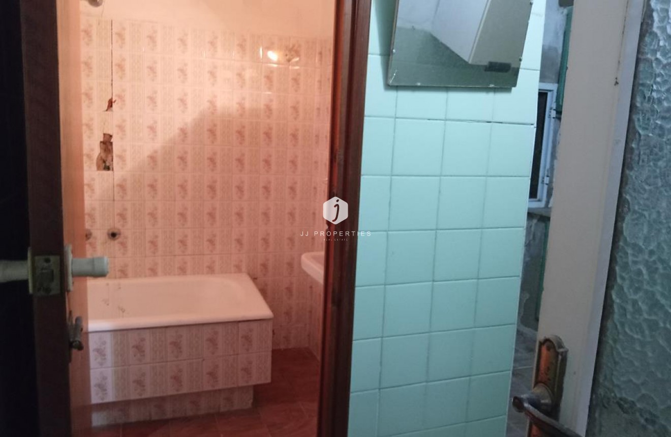 Tweedehands - Chalet -
HurchIllo - PUEBLO CENTRO