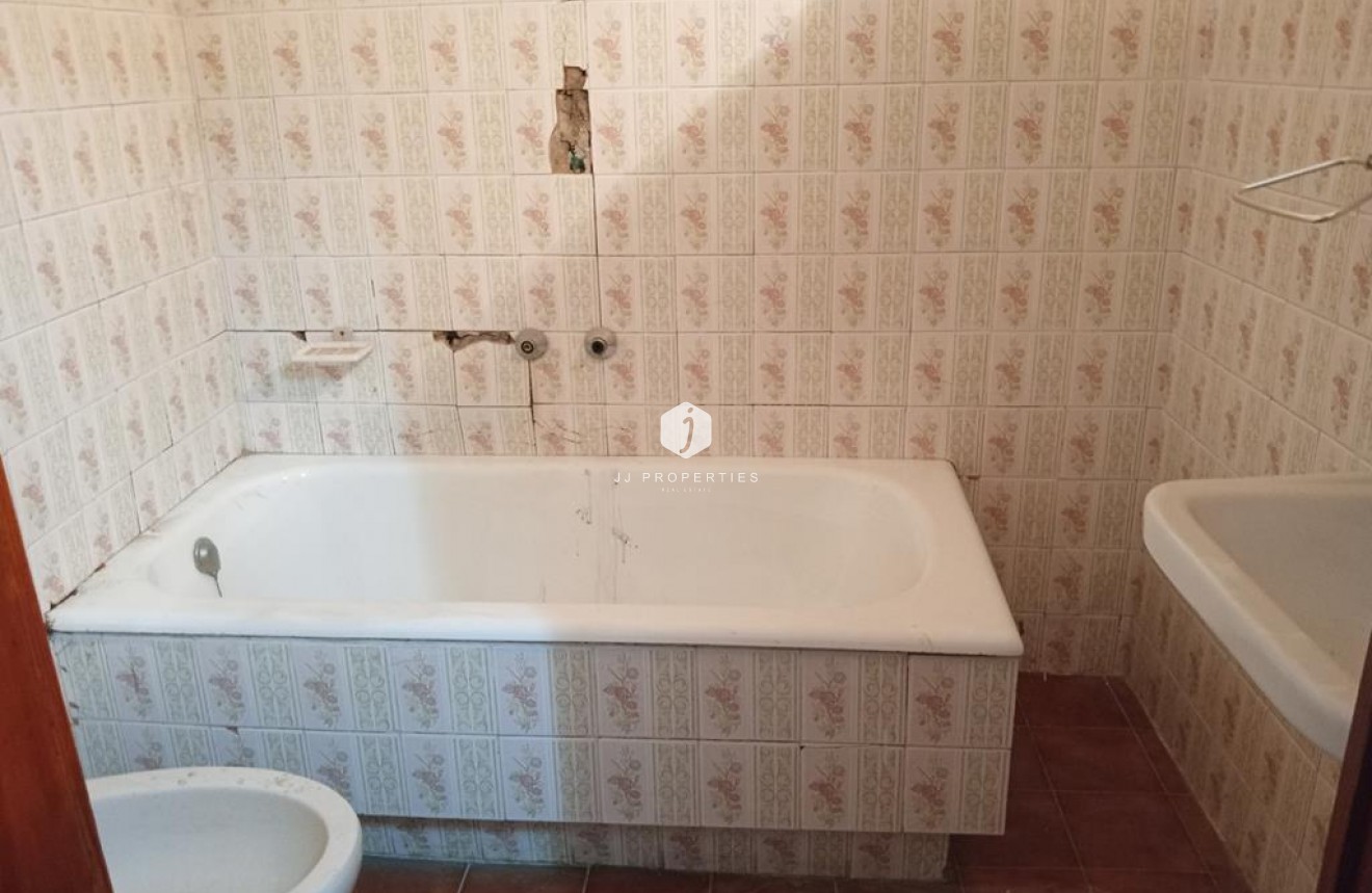 Tweedehands - Chalet -
HurchIllo - PUEBLO CENTRO
