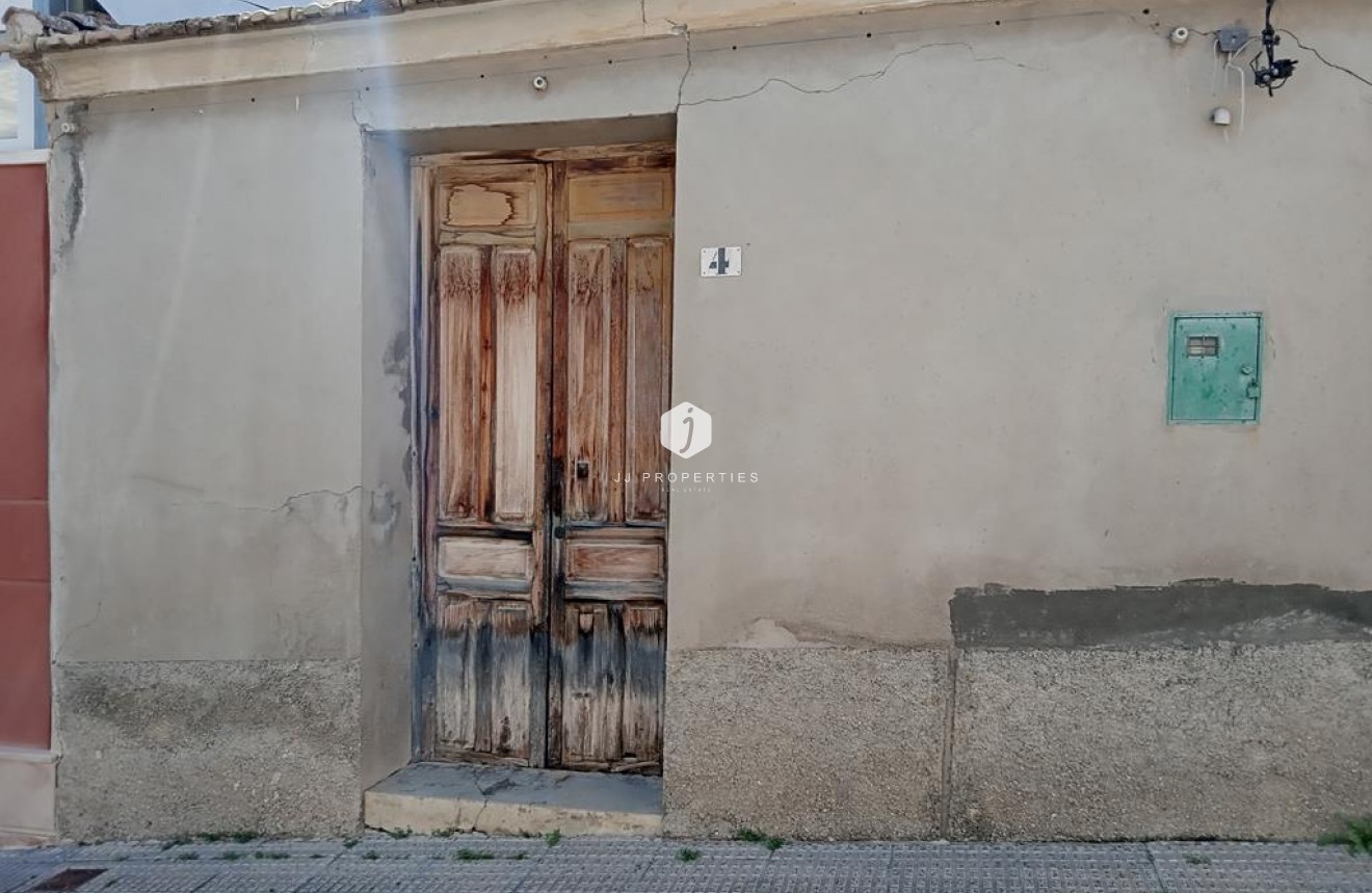 Tweedehands - Chalet -
HurchIllo - PUEBLO CENTRO
