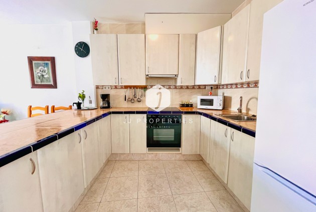 Resale - Apartment / flat -
San Miguel de Salinas - Inland