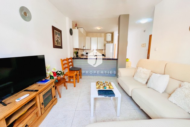Resale - Apartment / flat -
San Miguel de Salinas - Inland