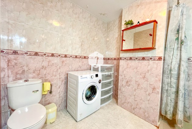 Resale - Apartment / flat -
San Miguel de Salinas - Inland