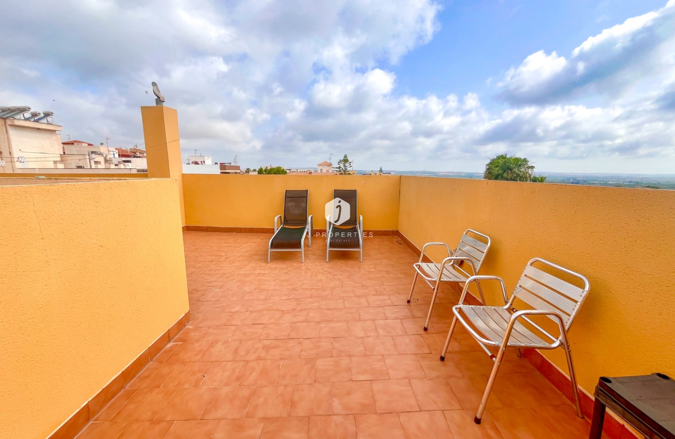 Resale - Apartment / flat -
San Miguel de Salinas - Inland
