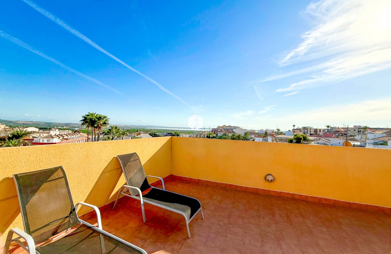 Resale - Apartment / flat -
San Miguel de Salinas - Inland