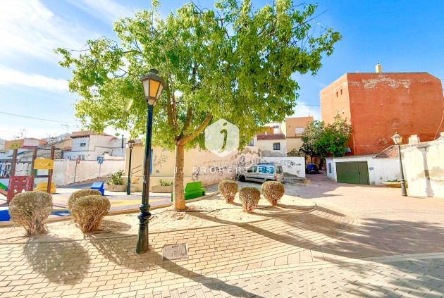 Resale - Apartment / flat -
San Miguel de Salinas - Inland