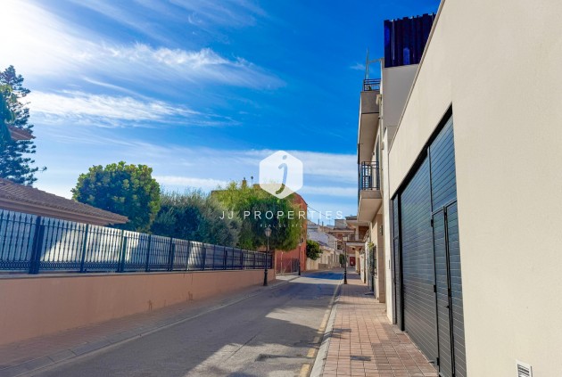 Resale - Apartment / flat -
San Miguel de Salinas - Inland