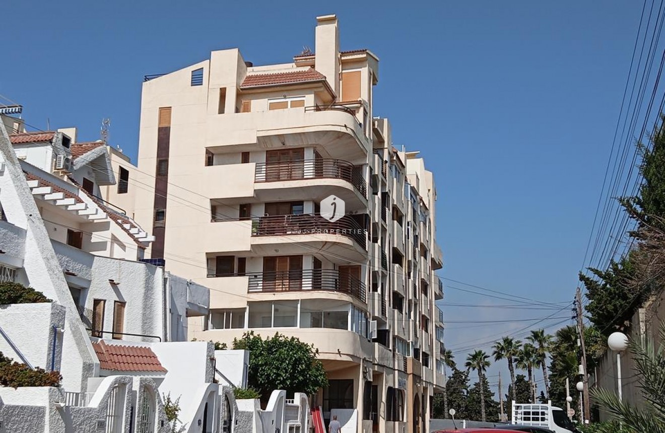 D'occasion - Appartement -
Torrevieja - MAR AZUL LA VELETA