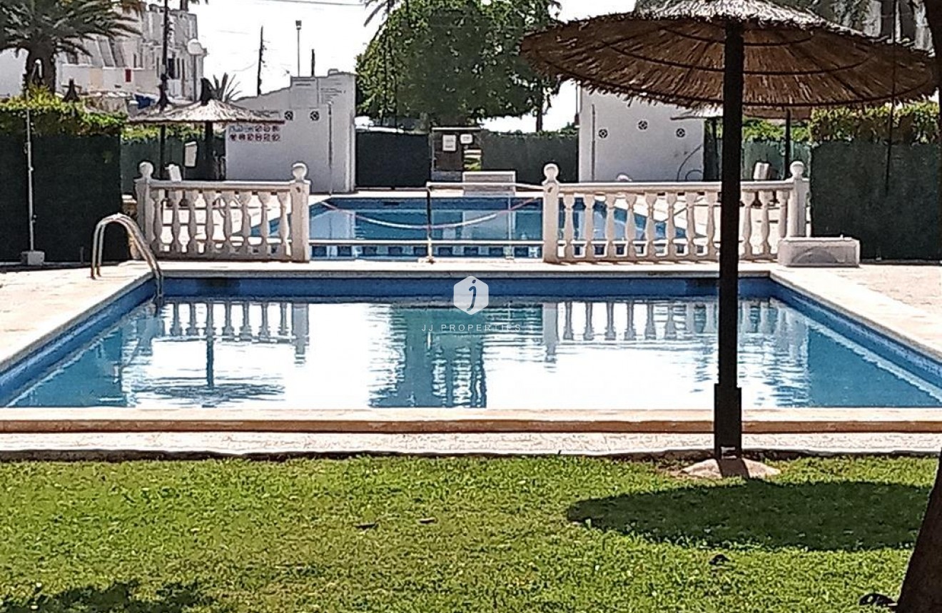 D'occasion - Appartement -
Torrevieja - MAR AZUL LA VELETA