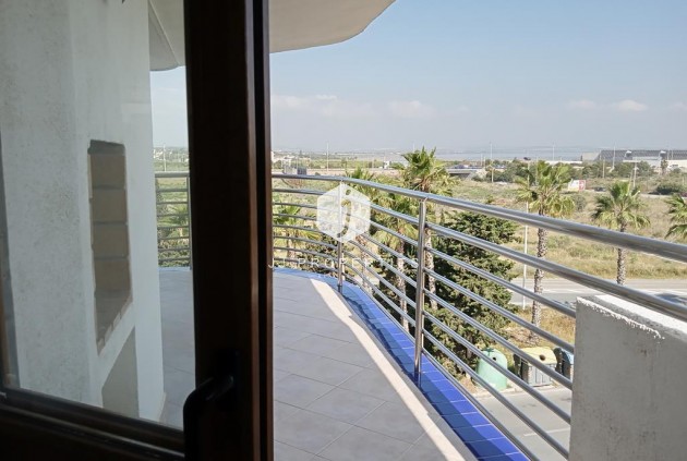 D'occasion - Appartement -
Torrevieja - MAR AZUL LA VELETA