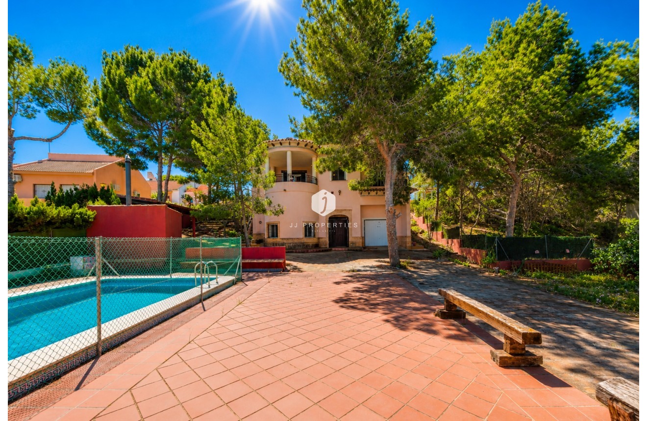 D'occasion - Villa -
San Miguel de Salinas - Inland