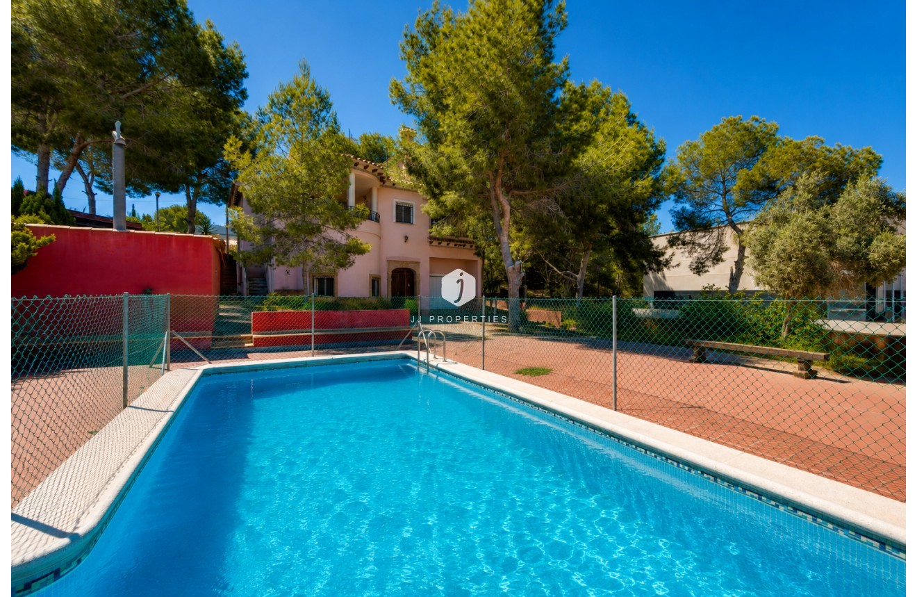 D'occasion - Villa -
San Miguel de Salinas - Inland
